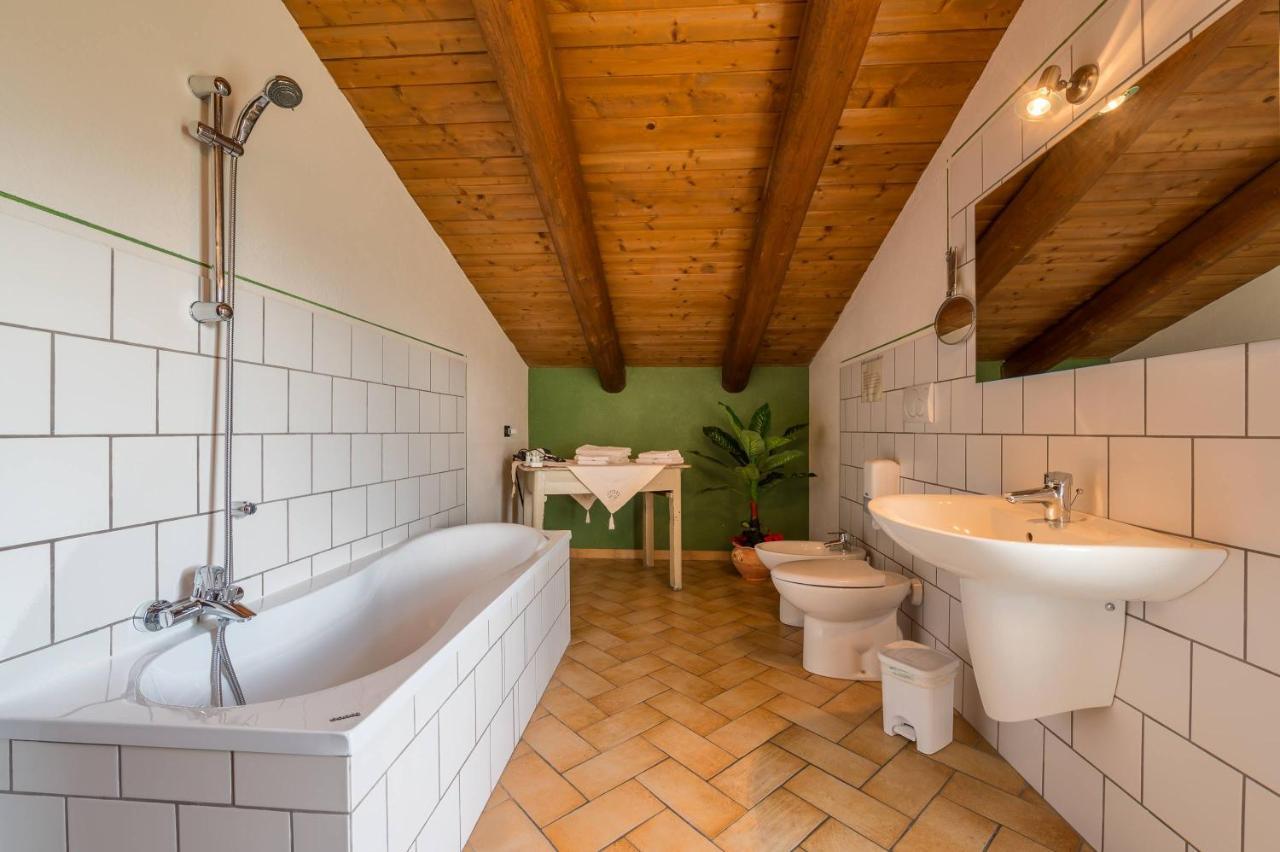 Villa Agriturismo Il Nido Di Bacco à Saluces Extérieur photo