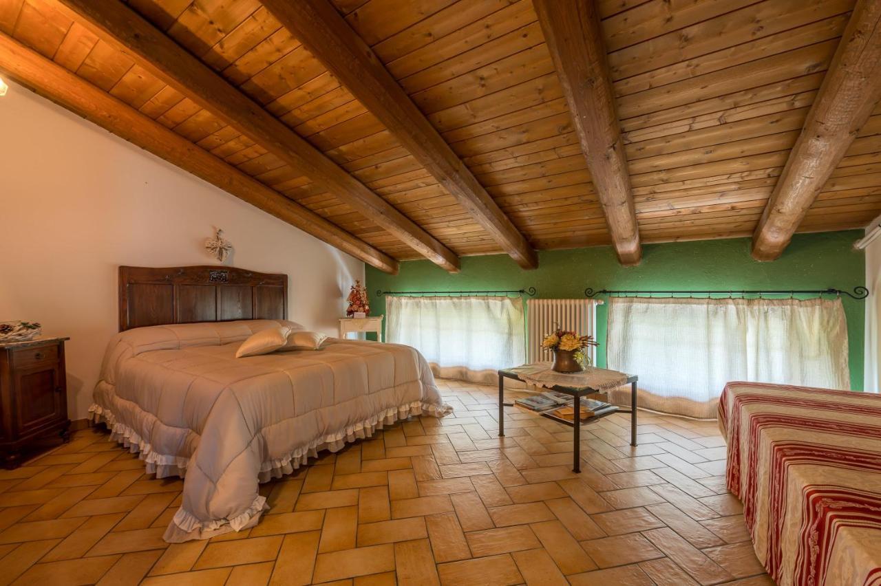 Villa Agriturismo Il Nido Di Bacco à Saluces Extérieur photo