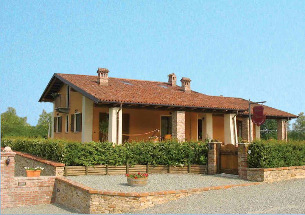 Villa Agriturismo Il Nido Di Bacco à Saluces Extérieur photo
